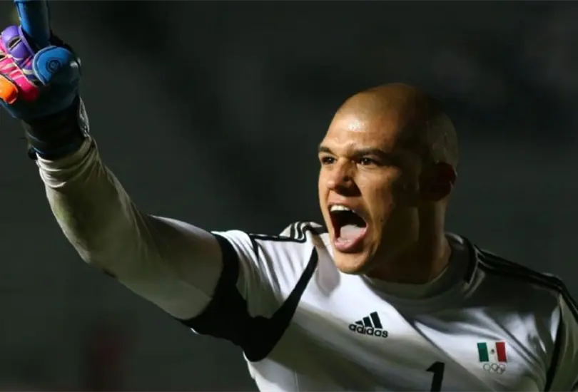 Gibr&aacute;n Lajud estar&iacute;a pasando sus &uacute;ltimas horas en el futbol mexicano, luego de que suena para llegar al campeonato &aacute;rabe. 