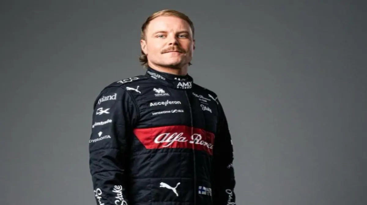 Valtteri Bottas, quien ahora se consolida en la escudería de Alfa Romeo en una etapa más madura como piloto, cobrará la misma cifra que 'Checo' Pérez esta temporada, con una ganancia de casi 10 millones de dólares.