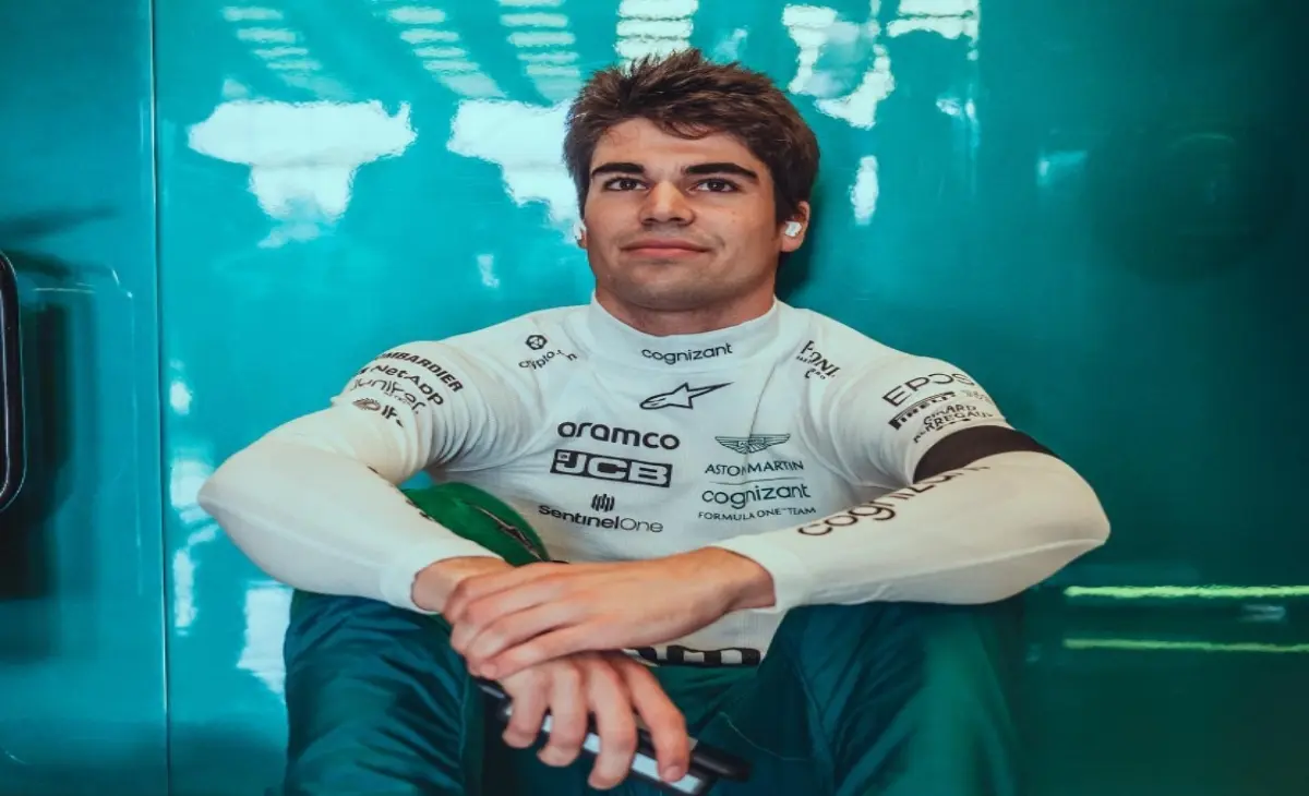 Lance Stroll es una de las insignias de Aston Martin, y junto a Fernando Alonso seguirá compitiendo con la escudería con un pago de 2 millones 988 mil dólares al año.