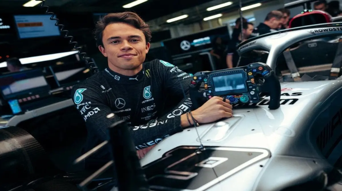 Nyck De Vries es promesa de la escudería italiana de Red Bull, Alpha Tauri, y durante la temporada 2023 de la F1 ganará 1 millón 985 mil dólares. 