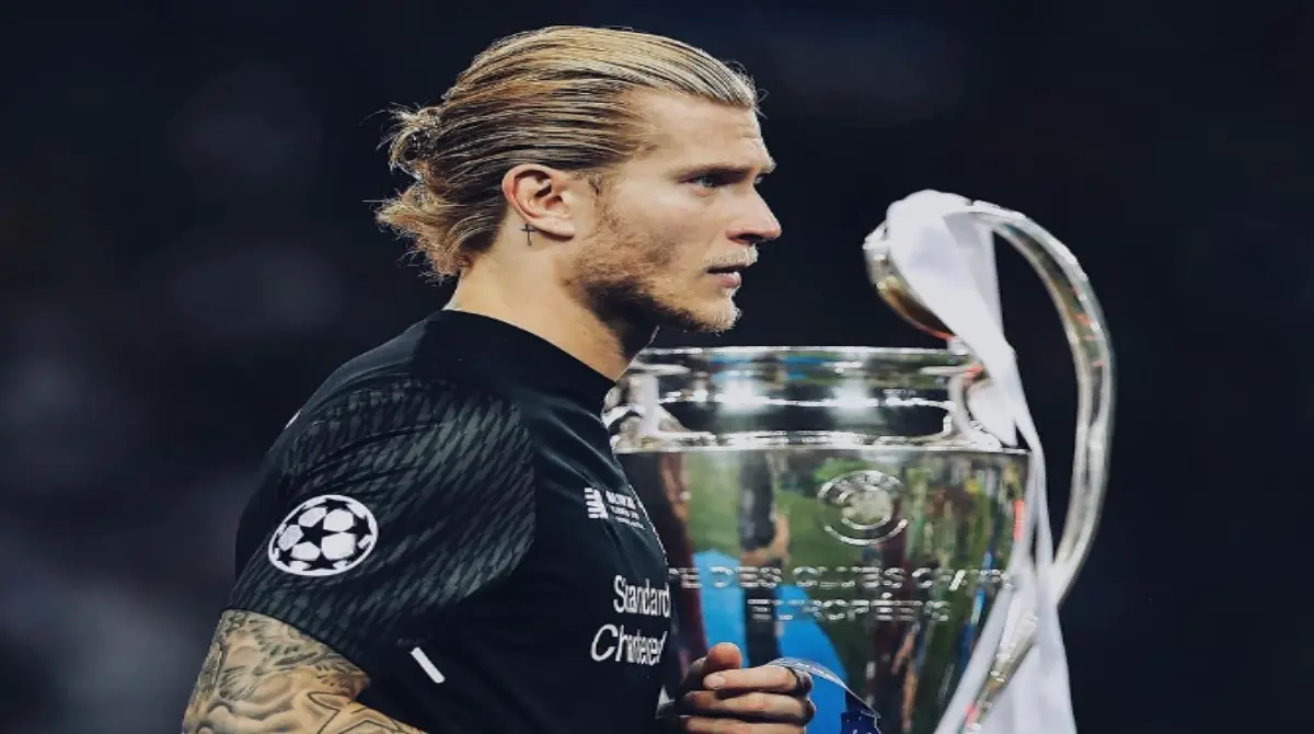 La final de la Champions League en 2018 disputada en Kiev significó un parteaguas en su carrera: el marcador del partido terminó 3-1 a favor del Real Madrid, y el portero de los Reds fue factor en 2 de los 3 tantos que le anotaron los merengues, por lo que su deficiente actuación impidió que su equipo se recuperara en uno de los partidos más dolorosos para la afición inglesa.