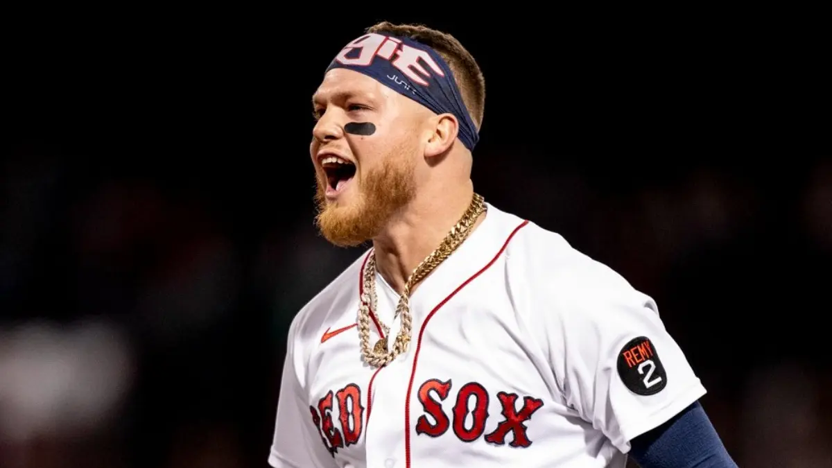 ALEX VERDUGO: El jardinero mexicoamericano se ha convertido en uno de los mejores de su posición como miembro de las Medias Rojas de Boston.