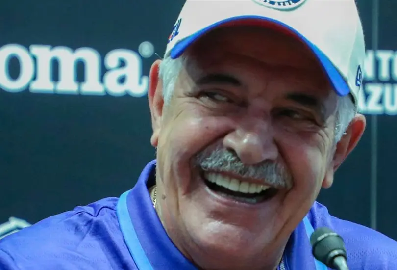 El Tuca Ferretti se siente emocionado por llegar a dirigir al Cruz Azul para lo que resta del Clausura 2023. El Tuca Ferretti se siente emocionado por llegar a dirigir al Cruz Azul para lo que resta del Clausura 2023.