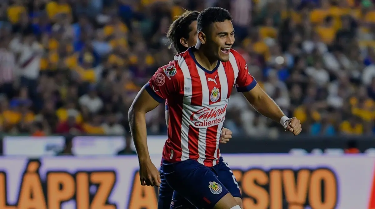 El equipo 'rojiblanco' dirigido por Veljko Paunovic logró dar el campanazo de la jornada gracias a las anotaciones de Gilberto Sepúlveda y Ronaldo Cisneros.