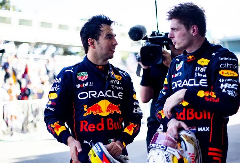 Durante el GP de Azerbaiy&aacute;n Mas Verstappen se mostr&oacute; desesperado e importante por no poder alcanzar a Checo P&eacute;rez.