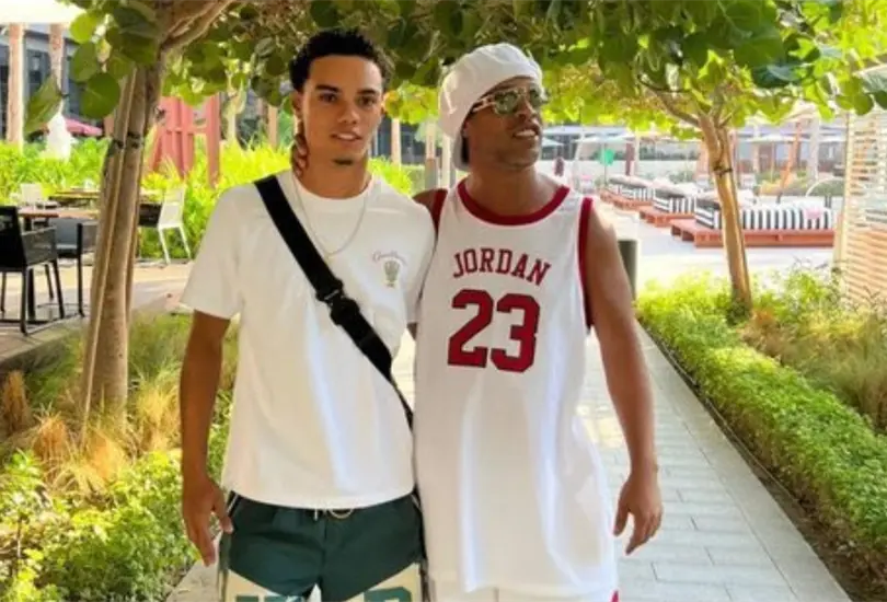 Joao Mendes, hijo de Ronaldinho, fue aceptado en las categorias menores del Barcelona despu&eacute;s de que demostr&oacute; su talento en Brasil.