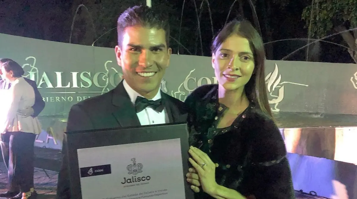 Antonio P&eacute;rez, hermano mayor de 'Checo' P&eacute;rez. To&ntilde;o destac&oacute; en los autos Nascar, pero no pudo dar el salto como lo hizo 'Checo'. 