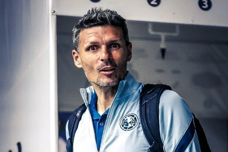 Fernando Ortiz habló sobre el duelo que sostendrá el América ante Tigres. Foto: Archivo Referee