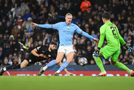 Erling Haaland fue la máxima figura del Manchester City anotarle cinco goles al Leipzig y tener más tantos que partidos jugados en la Champions League.