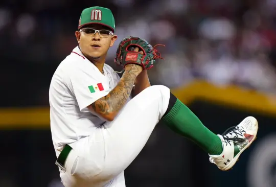 Julio Urías podría perderse el encuentro de cuartos de final del Clásico Mundial de Beisbol por culpa de los Dodgers. 