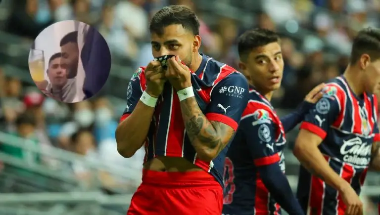 Alexis Vega se fue a una fiesta tras la derrota en el Clásico Nacional. Galería Referee