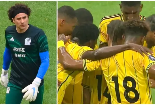 México pierde al medio tiempo ante Jamaica y la afición en el Estadio Azteca no perdonó a Guillermo Ochoa que no pudo evitar los goles de los visitantes.