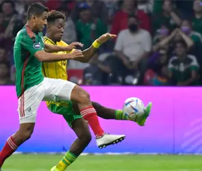 &iexcl;Abucheos para todos! M&eacute;xico empata ante Jamaica y la afici&oacute;n se manifiesta en el Estadio Azteca