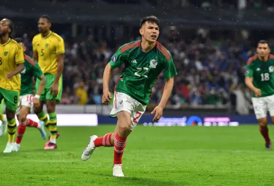 Chucky Lozano salió en defensa de sus compañeros y pidió a los aficionados que no los sigan abucheando debido a que son ganadores. Chucky Lozano salió en defensa de sus compañeros y pidió a los aficionados que no los sigan abucheando debido a que son ganadores.