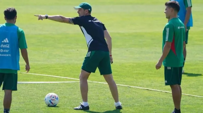 Diego Cocca debutó con triunfo ante Surinam. Instagram @miseleccionmx