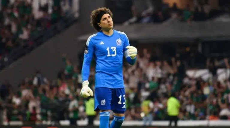 El DT respaldó a sus jugadores luego de los silbidos en el Azteca. Instagram @miseleccionmx