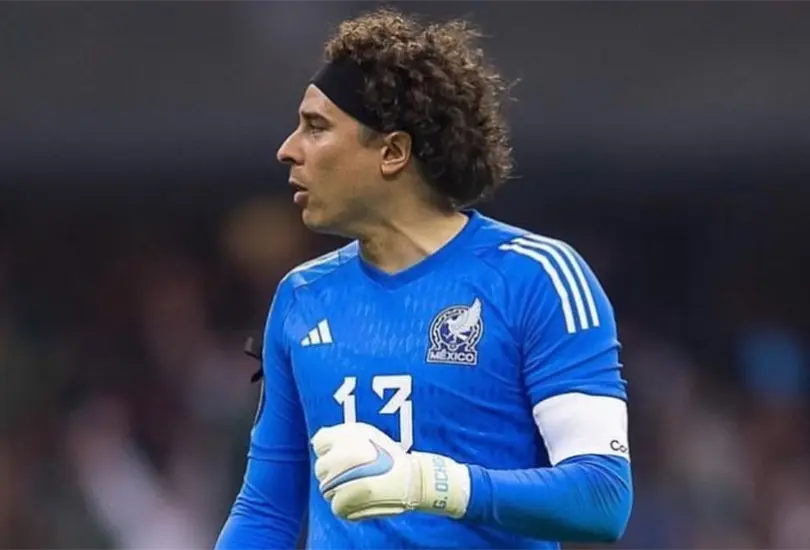 Guillermo Ochoa us&oacute; sus redes sociales para mandarle un mensaje a los aficionados que lo abuchearon en el Estadio Azteca en el M&eacute;xico vs Jamaica.