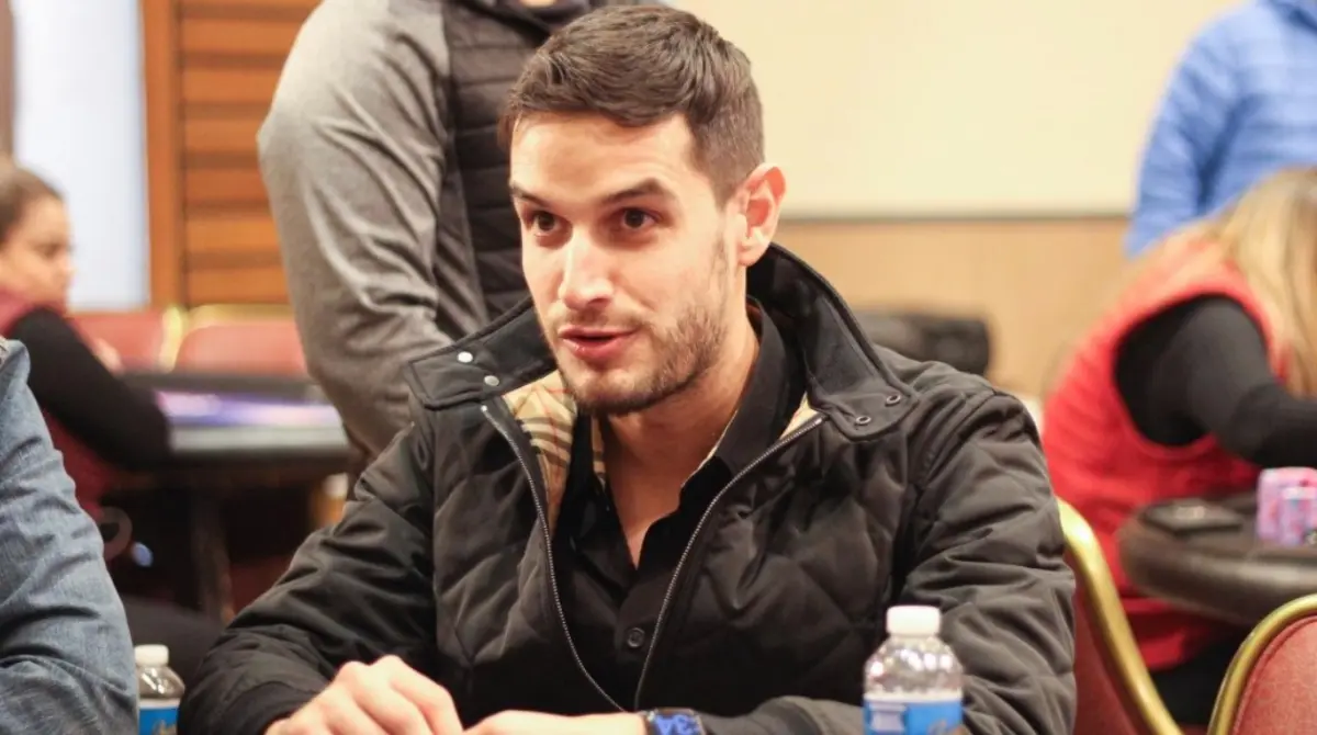 Adrián Marcelo. Ricardo aseguró que el regiomontano es muy agresivo y le pidió que dejara de serlo.