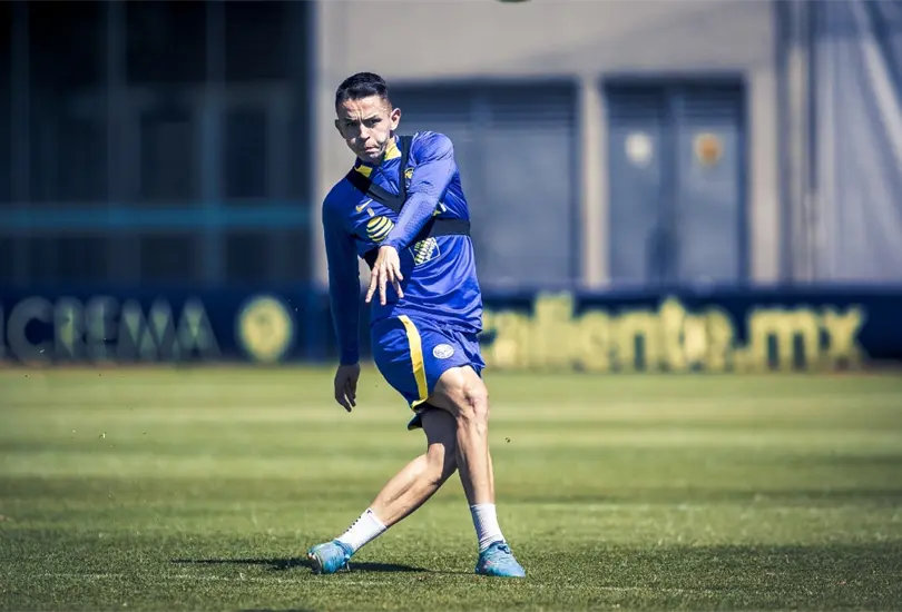 &Aacute;lvaro Fidalgo asegur&oacute; que el arbitraje influy&oacute; en la goleada de Pachuca sobre Am&eacute;rica