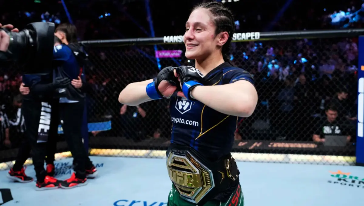 Alexa Grasso se convirtió en la campeona del peso mosca de la UFC y además es la primera mexicana nacida en territorio nacional que tiene este logro. A sus 29 años de edad, la tapatía se convirtió en la segunda mejor peleadora libra por libra según la competencia. 
