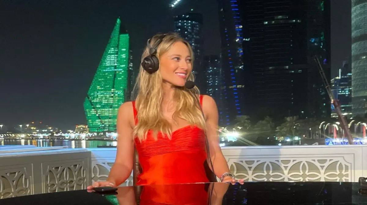 A lo largo de los a&ntilde;os, Vanessa Huppenkothen ha consolidado su carrera dentro de los medios deportivos, siendo una de las conductoras de Televisa durante mucho tiempo y tambi&eacute;n como embajadora y activista que impulsa la participaci&oacute;n de ni&ntilde;as y ni&ntilde;os en el deporte, y a pesar de que sus capacidades y conocimientos han sido criticados, ella demuestra su talento ahora como una de las conductoras principales dentro de ESPN.