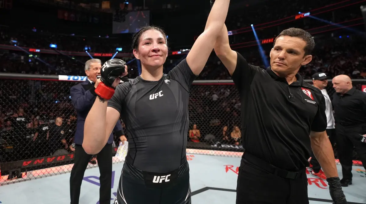 Irena Aldana se convirtió en la primera mujer mexicana nacida en el país en pertenecer oficialmente a la UFC y a sus 34 años es la tercera mejor rankeada del peso gallo y la número 12 en la de libra por libra, sin embargo, gracias a ella las nuevas generaciones pudieron entrar a la competencia.