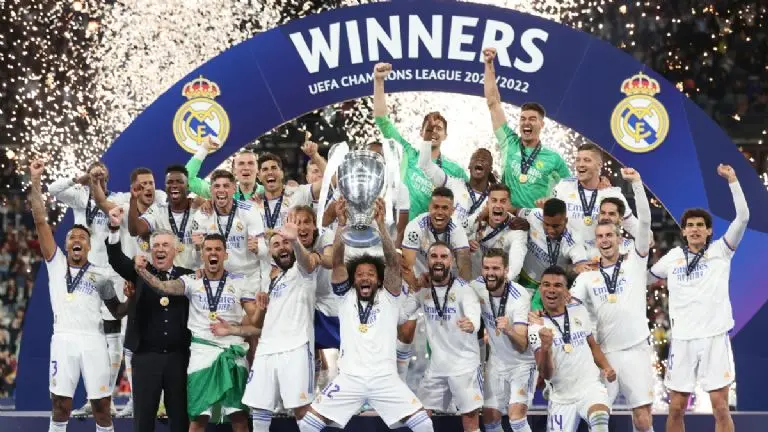 El Real Madrid busca ganar su segunda Champions League consecutiva. Galería Referee