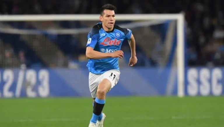Chucky Lozano salió lesionado del partido Napoli vs Fiorentina - Archivo Referee
