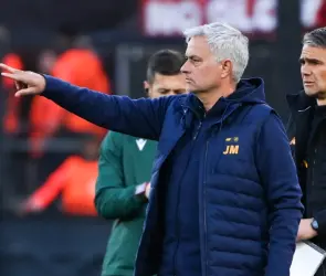 Santiago Giménez: Mourinho manda advertencia a Feyenoord y al mexicano previo a duelo