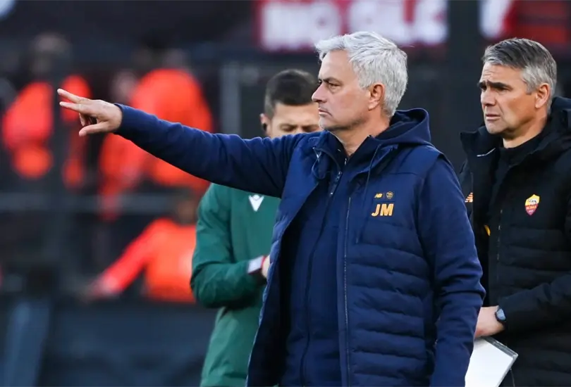 Jos&eacute; Mourinho mand&oacute; una advertencia al Feyenoord y a Santiago Gim&eacute;nez previo a la Europa League