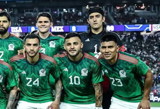 Carlos Acevedo saltó a la cancha como capitán de la Selección Mexicana.