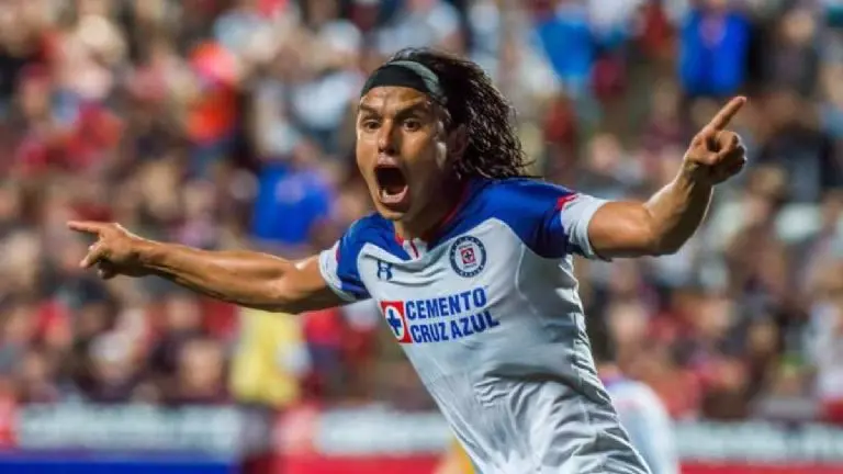 Jerry Flores es un seguidor más de Cruz Azul. @jerryflores15