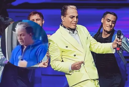 Cristian Castro caus&oacute; revuelo en redes sociales al quitarse la ropa.