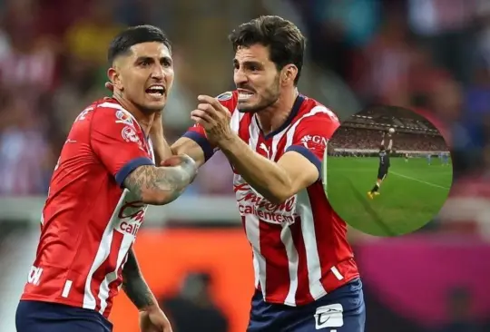 Chivas se impuso a Cruz Azul con ua gran remontada en donde Corona fue clave.