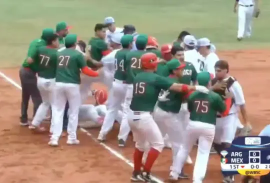 Un partido de softbol entre México y Argentina terminó con una bronca