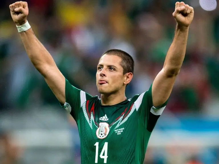 Chicharito Hernández reveló lo difícil que fue ir al Mundial de Brasil 2014 como suplente con la Selección Mexicana - Twitter @FIFAWorldCup
