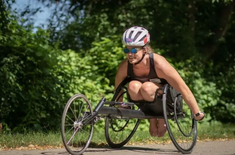 Kayla Woputz es una deportista con un doctorado en Antropología - Instagram @dr.woputz