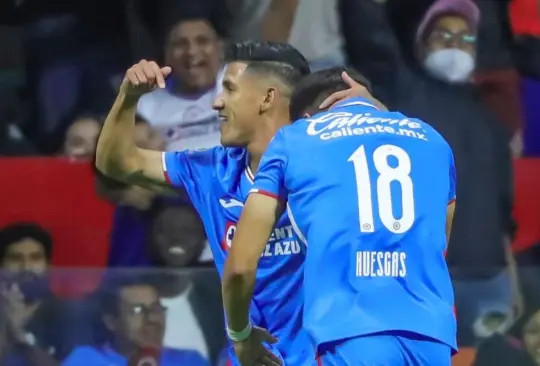 Cruz Azul aseguró el Repechaje en el Estadio Azteca tras vencer a Santos.