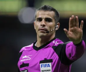 Confirman el castigo que recibirá Fernando Hernández tras rodillazo a jugador del León