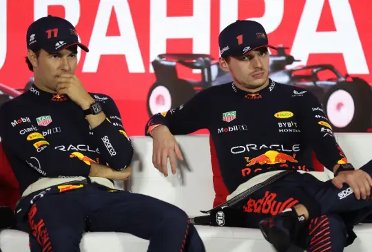 Una leyenda de F1 le mandó una advertencia a Red Bull sobre los problemas que tendrían si no manejan la relación entre Checo Pérez y Max Verstappen