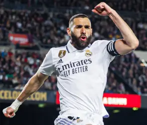 Copa del Rey: Real Madrid golea al Barcelona con triplete de Benzema para avanzar a la Final