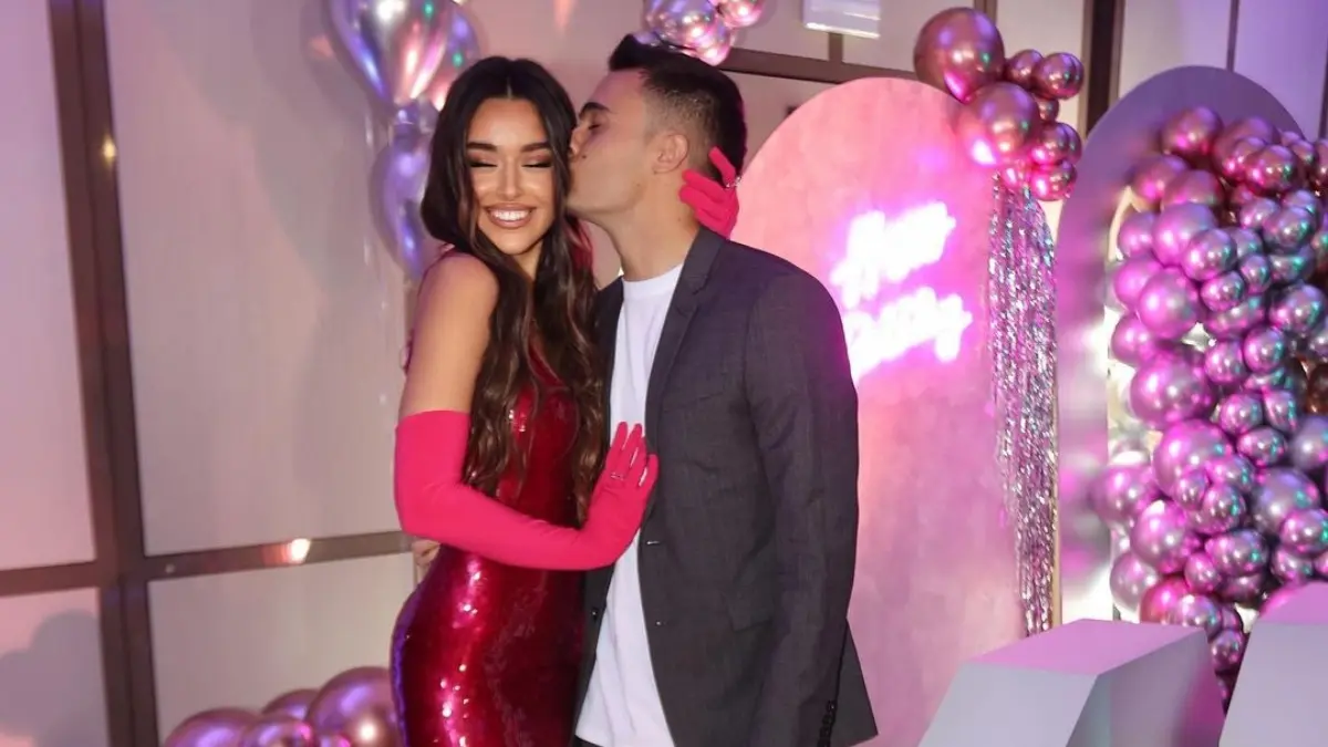 SERGIO REGUILÓN Y MARTA DÍAZ: El futbolista español y la youtuber se conocieron en una fiesta y fue en mayo del 2019 cuando empezaron su relación, aunque un tiempo estuvieron separados.