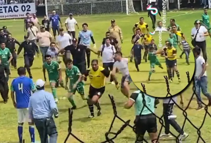 Roberto Garc&iacute;a Orozco tuvo que huir luego de ser agredido en un partido de futbol llanero.