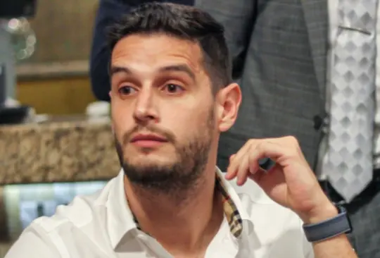Adrián Marcelo actualmente se encuentra envuelto en un problema legal. Adrián Marcelo actualmente se encuentra envuelto en un problema legal.