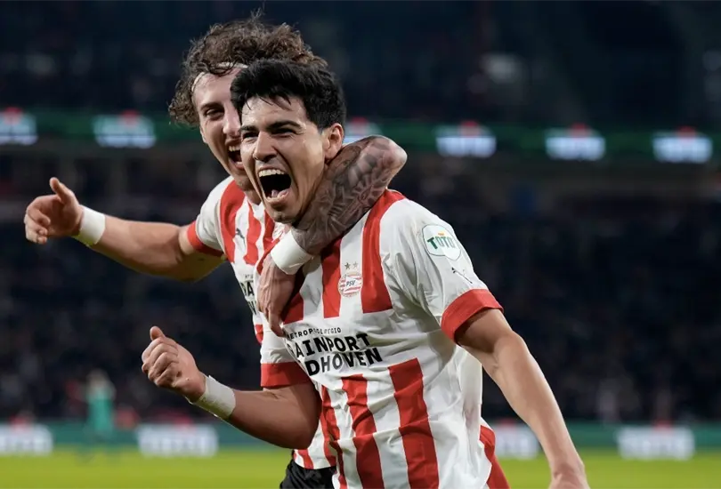 Erick Gutiérrez celebra su gol con el PSV en la Eredivisie. Erick Gutiérrez celebra su gol con el PSV en la Eredivisie.
