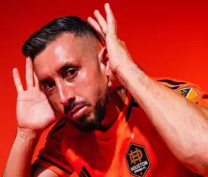 Héctor Herrera marca GOLAZO de tiro libre y levanta la mano para el Tri (VIDEO)