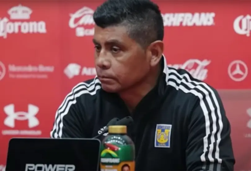 Los Tigres hicieron oficial la salida del Chima Ruiz tras perder ante Mazatl&aacute;n y ya se habr&iacute;a dado a conocer el nombre de su sustituto. 