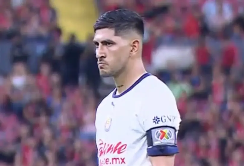 Pocho Guzm&aacute;n rompi&oacute; el silenci&oacute; despu&eacute;s de perder la final ante Tigres y buscar&iacute;a convencer a un mexicano en Europa para que sea refuerzo de Chivas.
