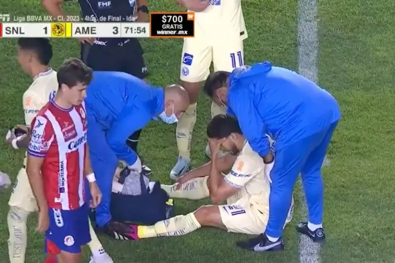 Henry Martín salió de cambio en el América vs Atlético de San Luis por un golpe en la cabeza - Captura de pantalla
