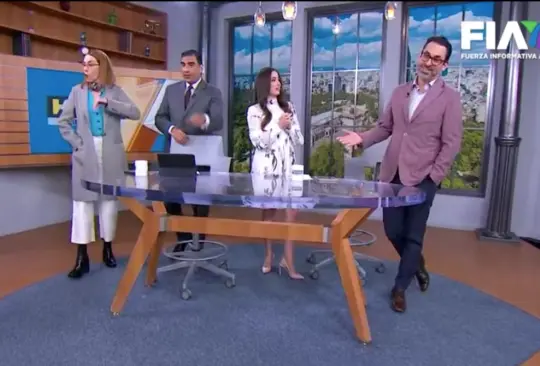 Álvaro López Sordo, reportero de Azteca Deportes, y su esposa protagonizaron un momento que se hizo viral. Álvaro López Sordo, reportero de Azteca Deportes, y su esposa protagonizaron un momento que se hizo viral.
